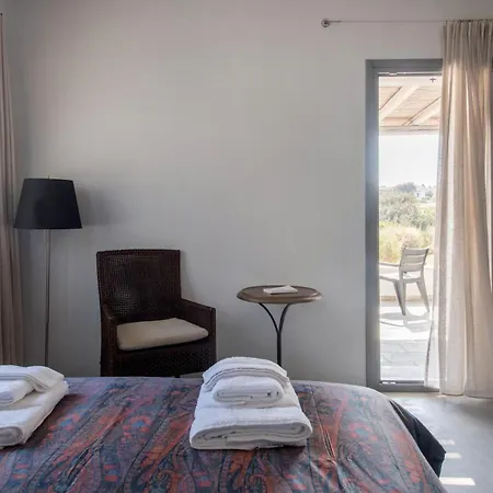 Mel - Exclusive In Paros *
